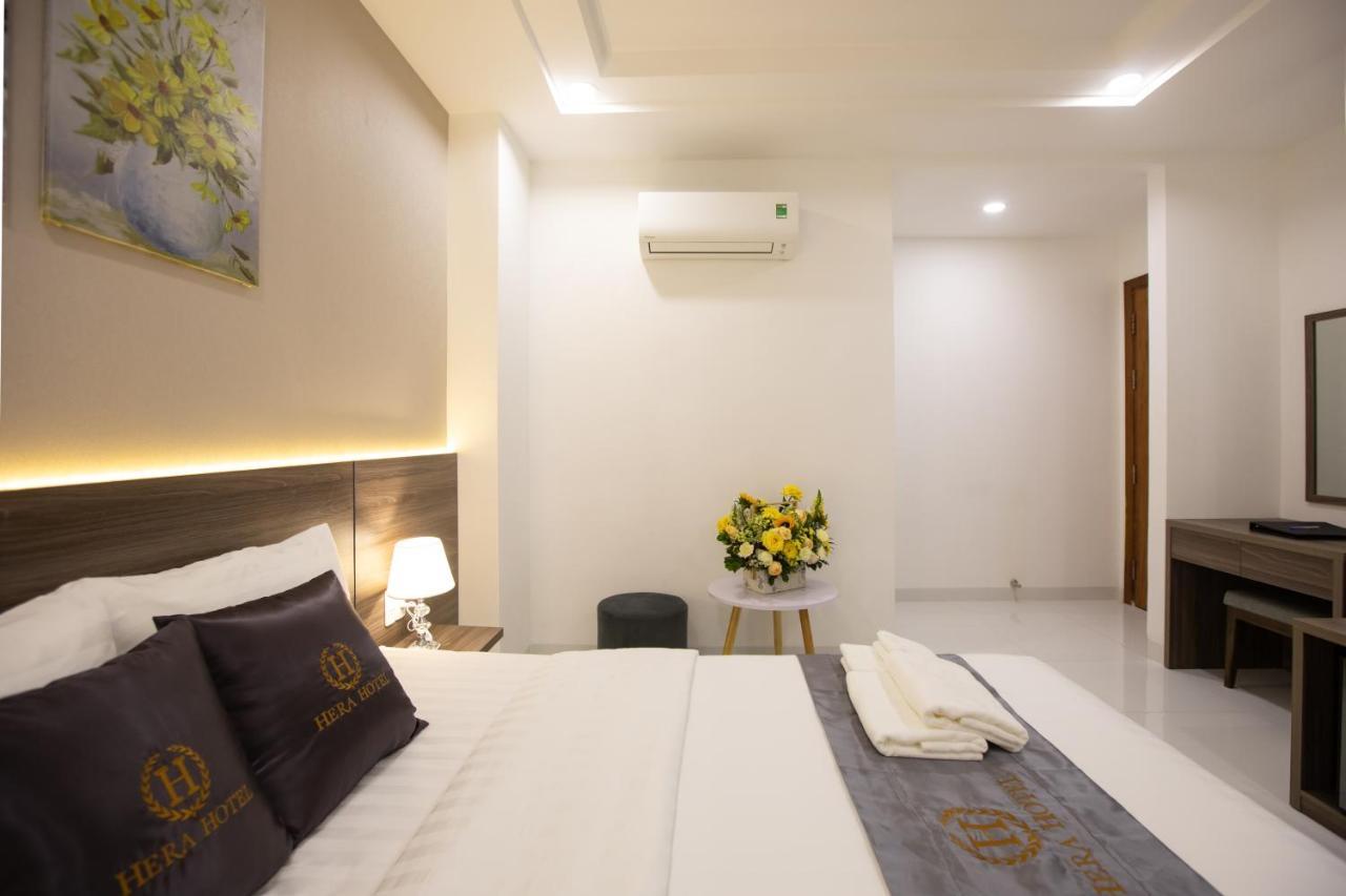 Hera Hotel Airport Хошимин Экстерьер фото