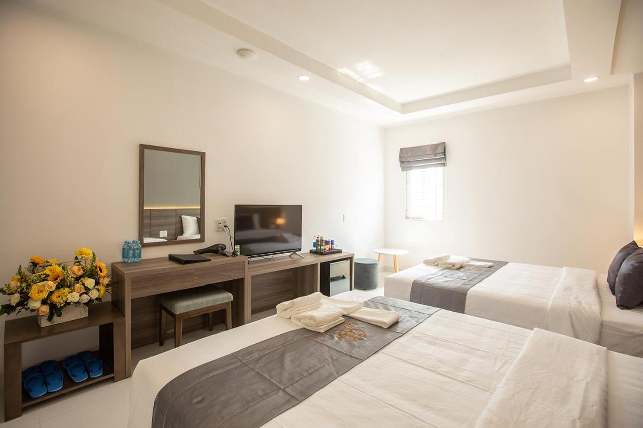 Hera Hotel Airport Хошимин Экстерьер фото
